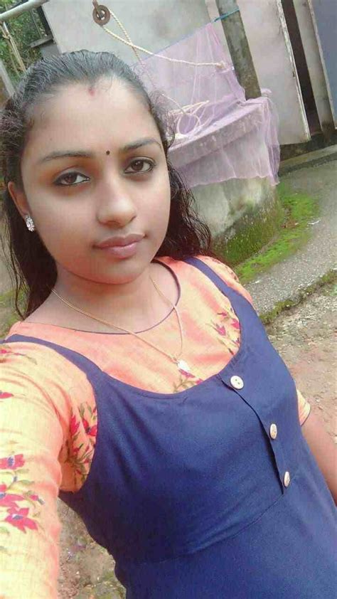 Indian Beautiful Tamil Wife Nude Selfies Photos Femalemms