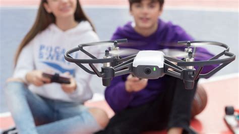 le drone dji ryze tello white pour prendre des   des  incroyables electro habitat