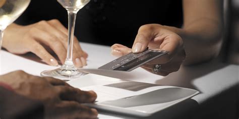 paying etiquette who picks up the check askmen