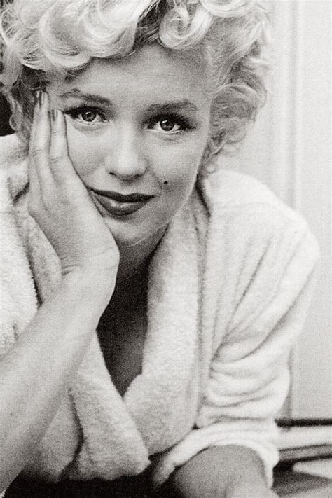 Marilyn Monroe On The Set Of The Seven Year Itch Marilyn Marilyn