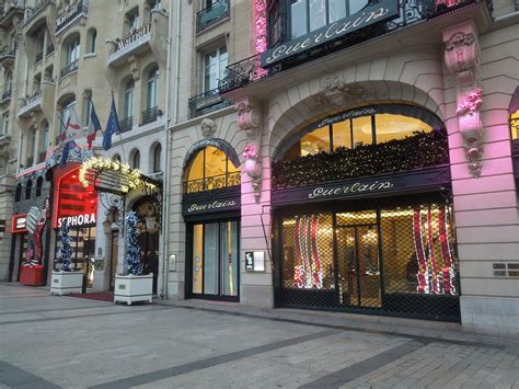 Sex store paris
