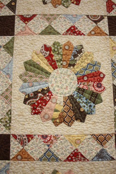 patchwork quilting scrappy quilts mini quilts quilting crafts