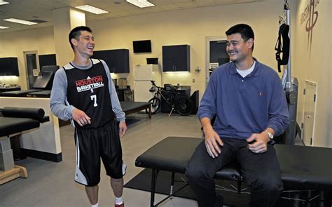 Jeremy Lin Welcomes Yao Ming In Houston Cn
