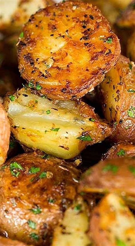 garlic herb and parmesan roasted red potatoes ~ there is a ton of flavor