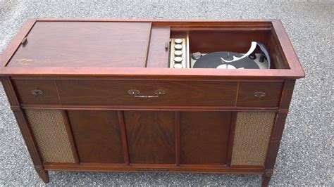 mid century  hifi stereo console  magnavox