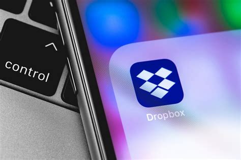 dropbox releases document scanner app  ios announces dark mode  beebom