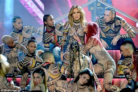 Jennifer Lopez S Back Up Dancer S Trousers Split During