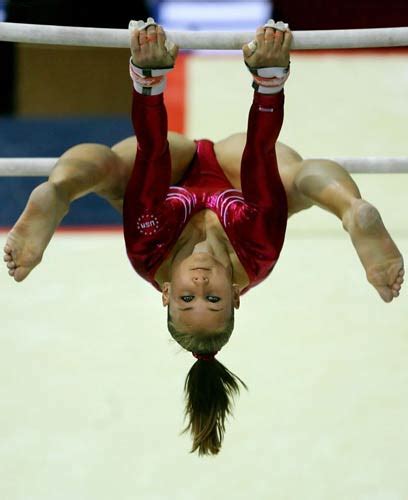 Most Amazing Extrema Poses In Gymnastic