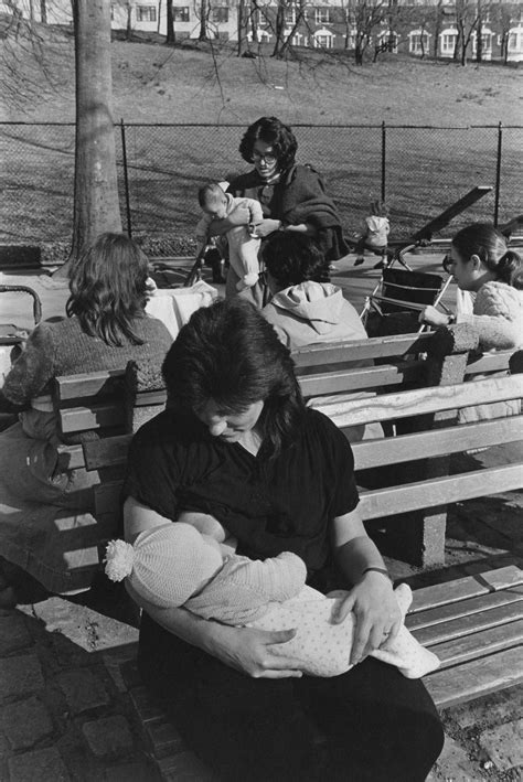 28 Vintage Breastfeeding Photos Full Of Love And Strength