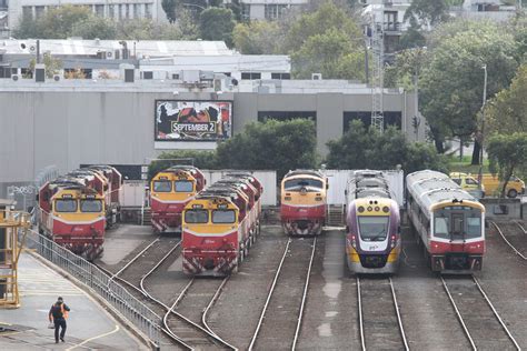 which v line train type is the most reliable waking up in geelong