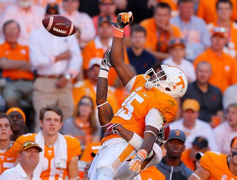 Tennessee Vols 5 Players That Could Derail Ut S Season If They Are