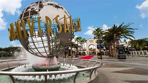 universal studios hollywood begins construction    roller coaster themed  universal