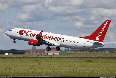 tc tjg corendon airlines boeing    amsterdam schiphol photo id  airplane