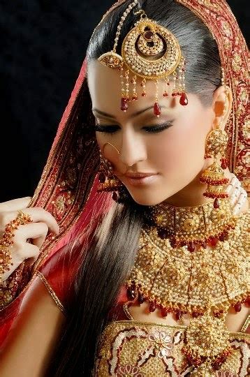 New Pakistani Bridal Makeup Look 2015 Just Bridal