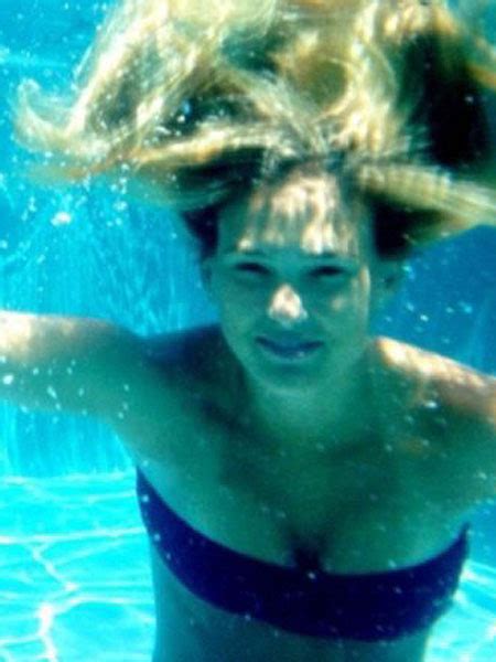 Sexy Bar Rafaeli Snaps Underwater Bikini Shots