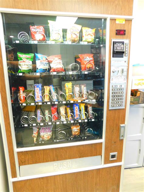 commercial candy vending machine candy  pop machine auction grand