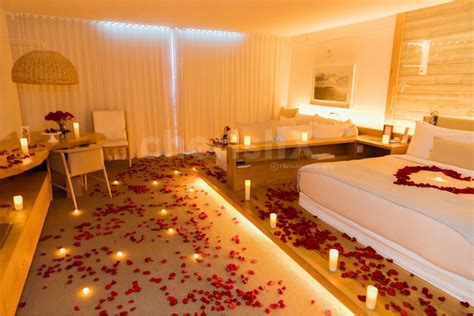 hotel room proposal decor  candles flowers  delhi ncr jaipur