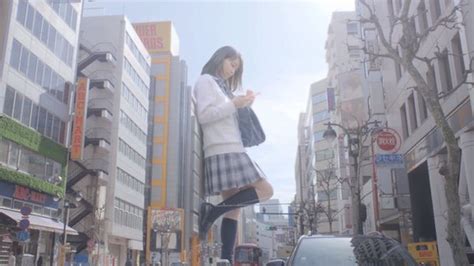 Gigantic Girls Appear On The Metropolitan Streets Of Japan In Tokyo
