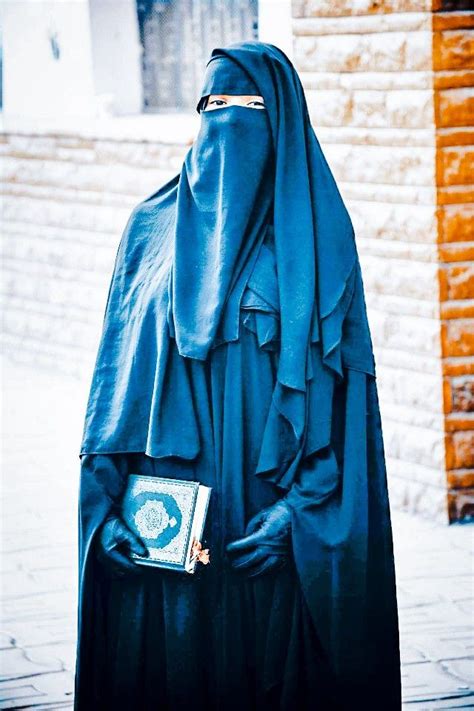 Pin Von Ayşe Eroğlu Auf Niqab Burqa Veils And Masks