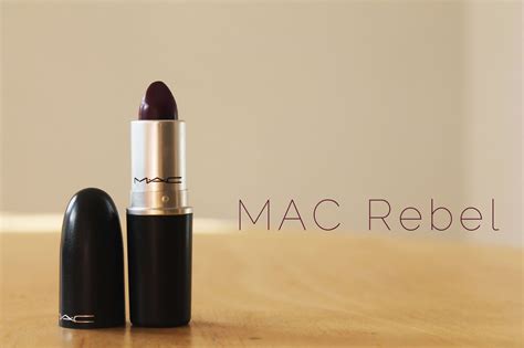 golden clutter  autumn lipstick mac rebel