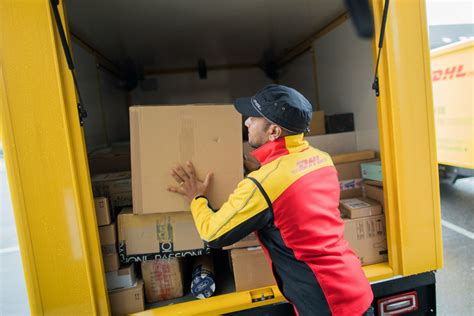 dhl  offer customers  germany exact package delivery times  local