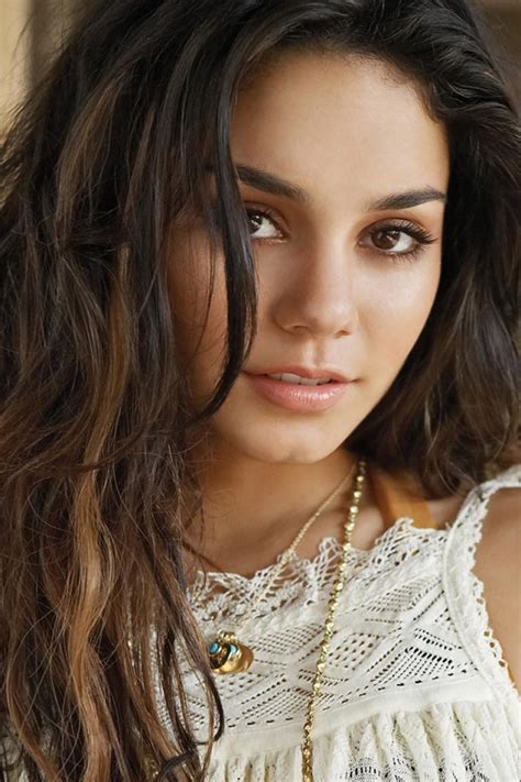Vanessa hudgens sexy desktop
