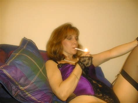 Mature1  In Gallery Smoking Mature Picture 1 Uploaded