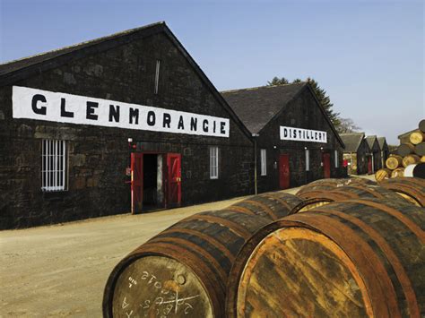 scottish distillery   whisky enthusiasts bucket list