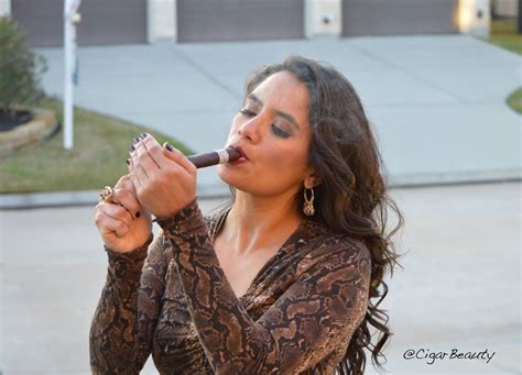 Surprising Facts About Cigar Smoking 100 Cigar Girl Responds To You