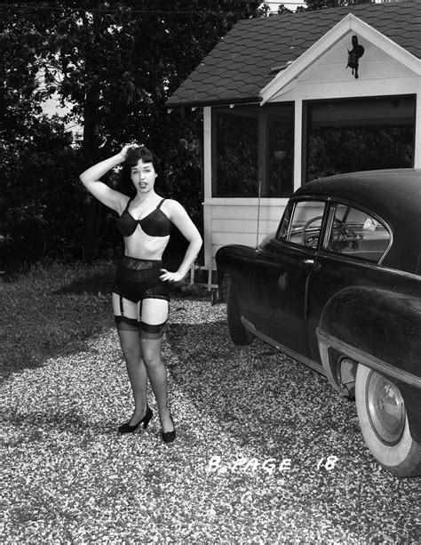 These Rare Photographs Of ’50s Pinup Queen Bettie Page