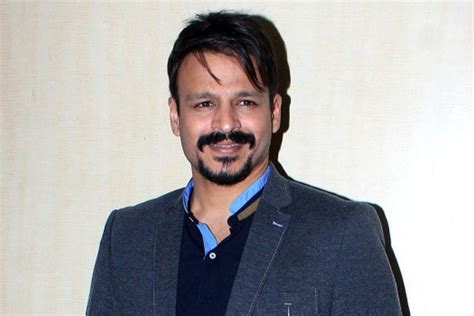 drugs case actor vivek oberoi s mumbai home searched as cops look for