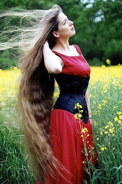 longest hair women 30 girls with longest hairs in the world