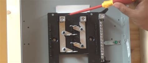 install  circuit breaker  electricians hangout