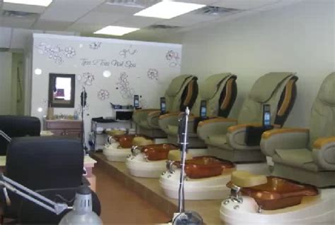 tips  toes nail spa updated    des epinettes avenue