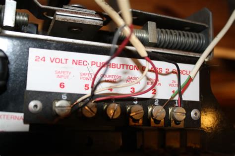 wiring diagram  voltage