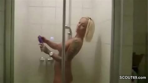 friend of son caught german milf in shower and seduce fuck