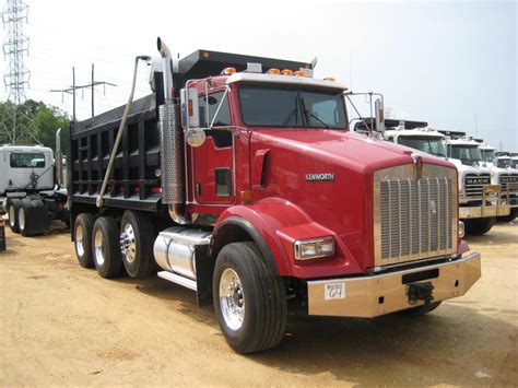 kenworth  tri axle dump