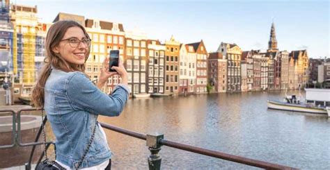 amsterdam red light district tour in german getyourguide