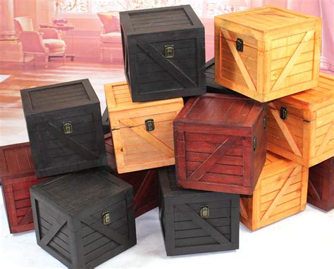 amazoncom wooden stackable lidded crate set   kitchen dining