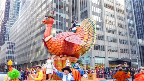 The 15 Best Macy’s Thanksgiving Day Parade Tips Your Trip Needs