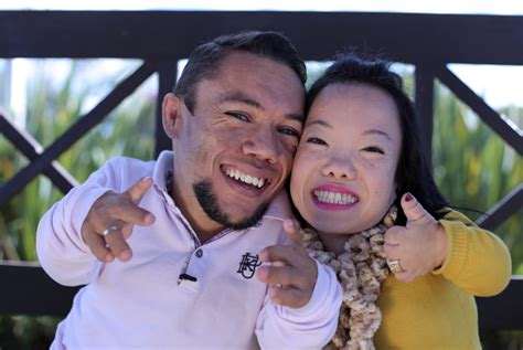 Meet The World’s Smallest Married Couple Who Is Proving