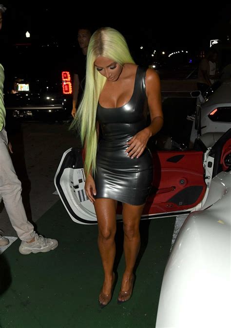 kim kardashian new green hair hot celebs home