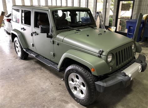 military green wrap  jeep custom vehicle wraps