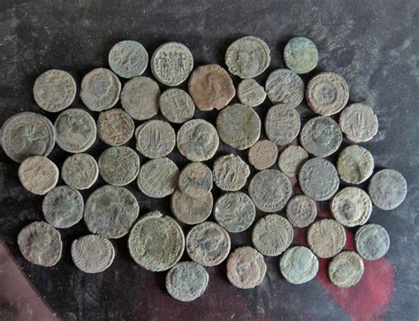 romeinse rijk  stuks bronzen munten bodemvondsten catawiki