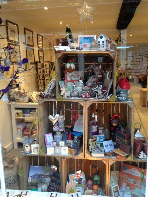 christmas window   stationery gift boutique boutique window displays christmas window