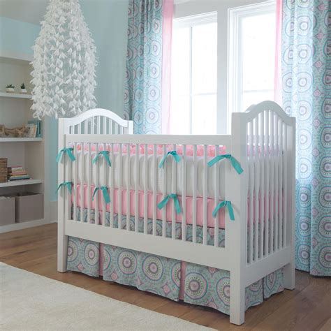 baby room decor find  perfect crib   baby