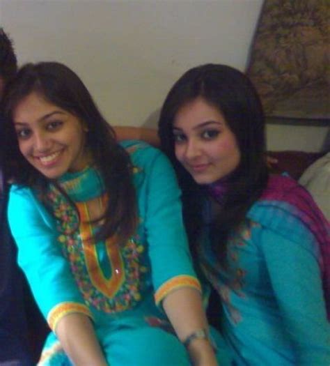 College Time And Best Best Desi Girls Masti Photo Of The