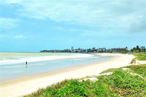 praias da paraiba  voce precisa conhecer viagem  turismo