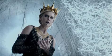 charlize theron campaigns for lesbian version of die hard