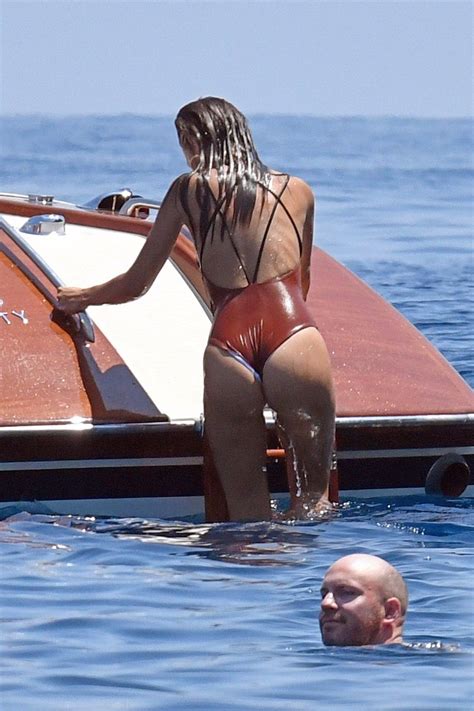 emily ratajkowski super hot in thong swimsuit at sea in italy 04 celebrity